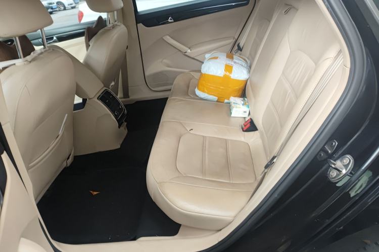 Used Volkswagen Passat 2011 1.4 TSI DSG Prestige Edition Left Rear Seat