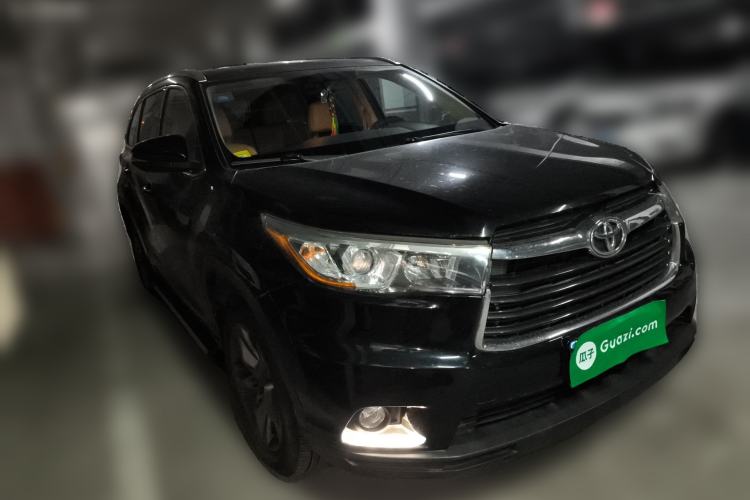 Used Toyota Highlander 2015 2.0T Four-Wheel Drive Luxury Navigation Version with 7 Seats Front Right 45 Deg