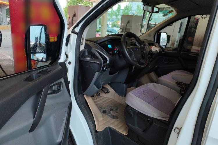 Used Ford Transit 2017 2.0T Diesel Multi-Function Commercial Vehicle Short Wheelbase Mid-Roof China V Standard Driver Seat