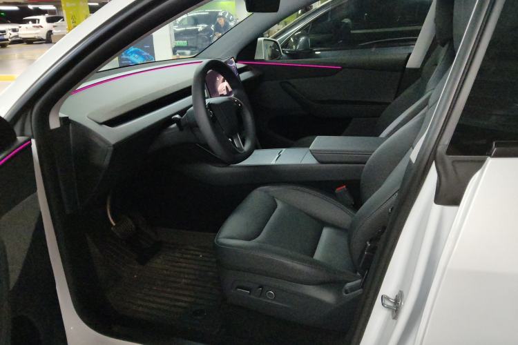 Used Tesla Model Y 2025 Rear-Wheel-Drive Version