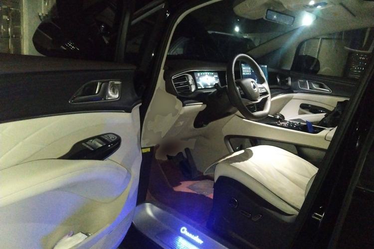 Used Denza D9 2024 DM-i 980 Four-Wheel Drive Prestige Model
