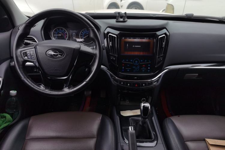 Used Haima S7 2017 1.8T Manual Leading Edition
