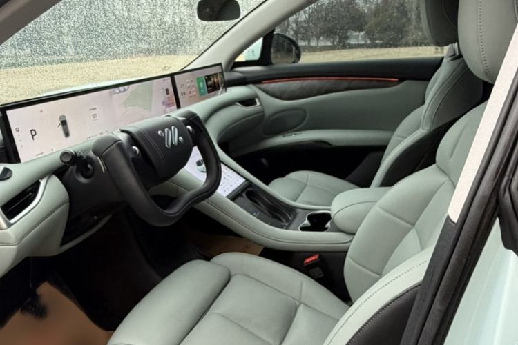 Used IM LS6 2023 Max Standard Edition Left Front Seat