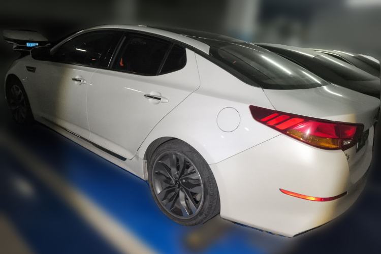 Used Kia K5 2014 2.0L Automatic LUXURY Rear Left 45 Deg