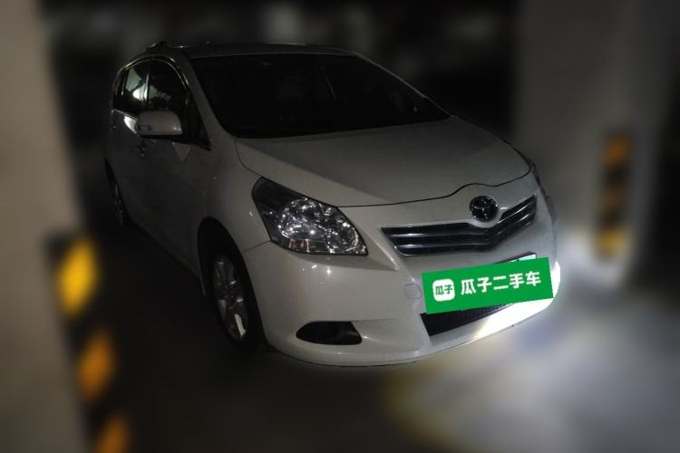 Used Toyota Verso 2014 Starlight 180E CVT Elite Edition
