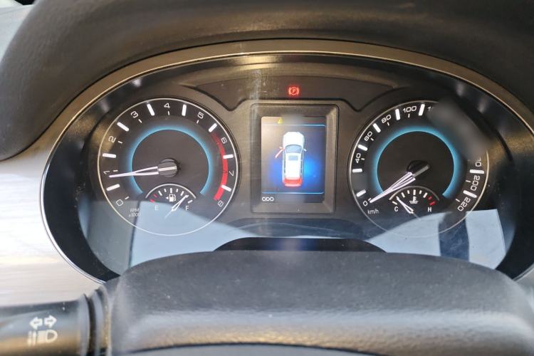 Used Haval H2 2017 Red-Label 1.5T Manual Two-Wheel Drive Comfort Model Instrument Cluster