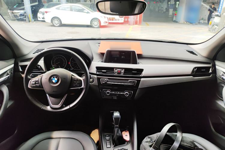 Used BMW X1 2018 sDrive20Li Leading Model