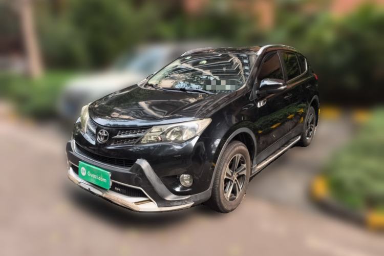 Used Toyota RAV4 2015 2.0L CVT Two-Wheel Drive Fashion Edition