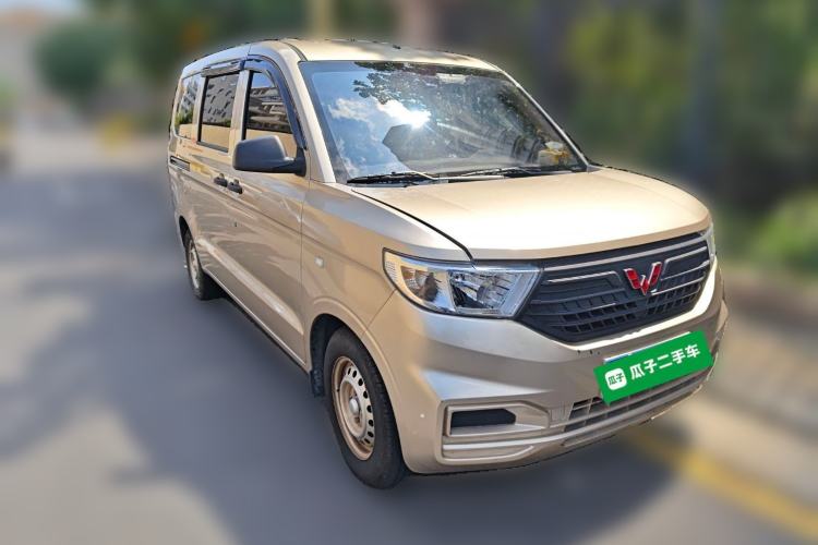 Used Wuling Hongguang V 2022 1.5L Jingqu Edition Electric-Assist LAR