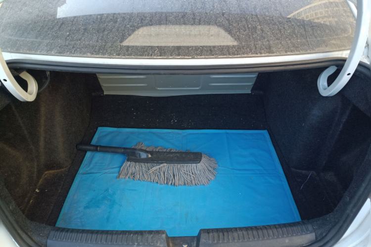 Used Volkswagen Jetta 2015 Zhuihui Edition 1.4L Manual Fashion Model