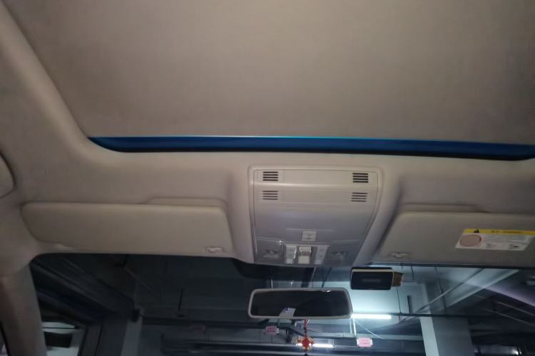 Used Volkswagen Magotan 2017 330TSI DSG Leading Model Headliner