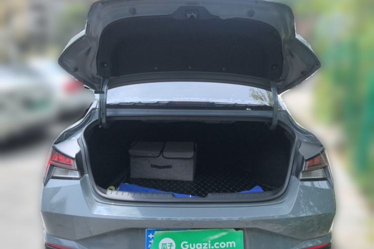 Used Hyundai Elantra 2021 1.5L CVT LUX Prestige Edition Trunk