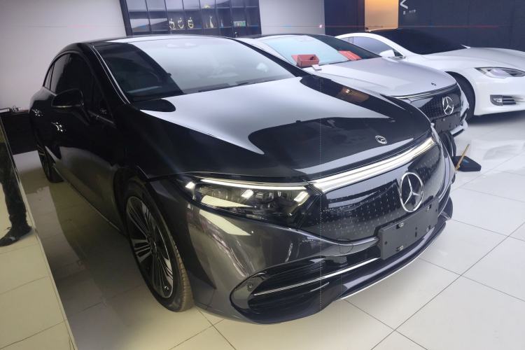 Used Mercedes-Benz EQS 2022 Updated Version 450+ Pioneer Edition Front Right 45 Deg