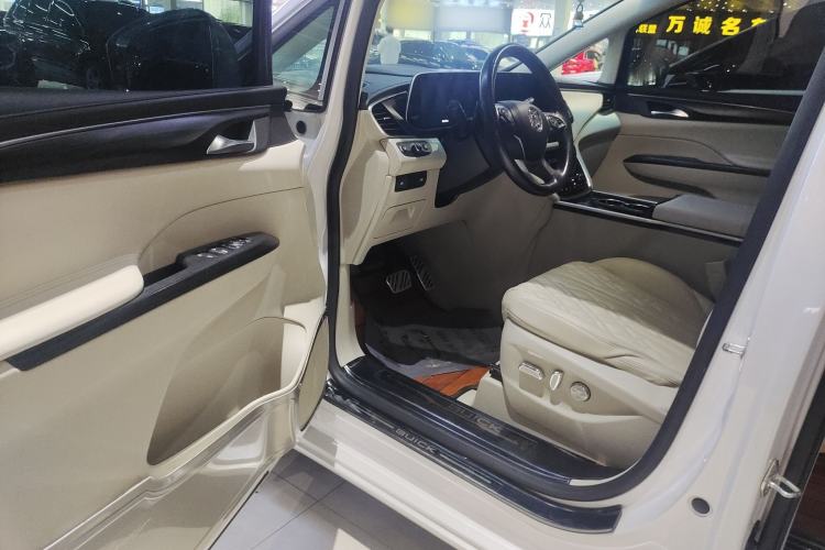 Used Buick GL8 2021 ES Landtrek 653T Comfort Edition