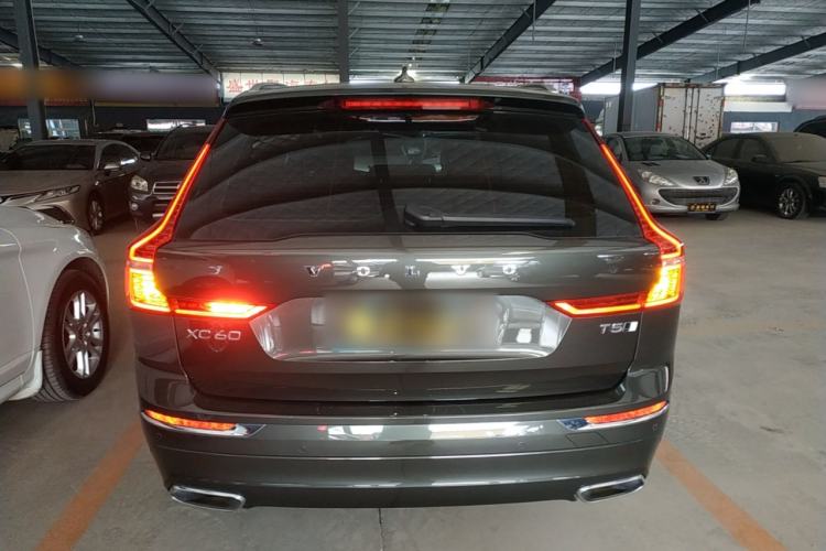 Used Volvo XC60 2021 T5 4x4 Smart Luxury Edition
