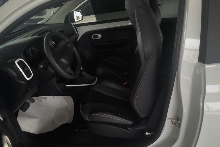 Used Roewe Clever 2022 311km QiQi BoBo Edition Left Front Seat