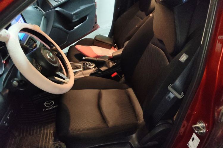 Used Mazda 3 Axela 2019 Cloud-Control Edition Hatchback 1.5L Automatic Comfort Model China VI Standard