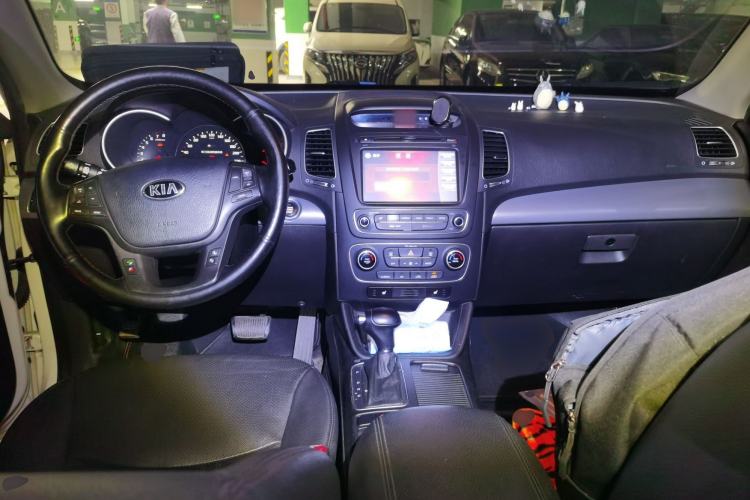 Used Kia Sorento 2013 2.4L 7-Seater Gasoline Luxury Version China IV Standard
