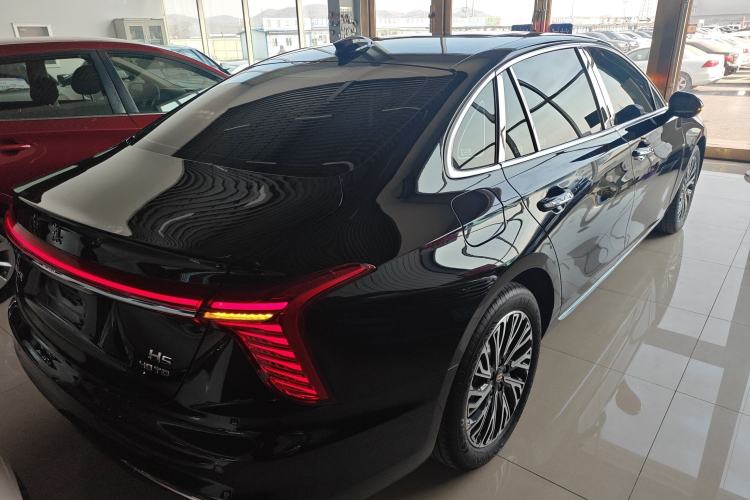 Used Hongqi H5 2025 2.0T Automatic Flag Edition – 500 000 Units Commemorative Version