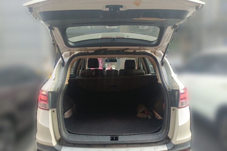 Used Dongfeng Aeolus AX7 2015 2.0L Automatic Zhiyi Trim
