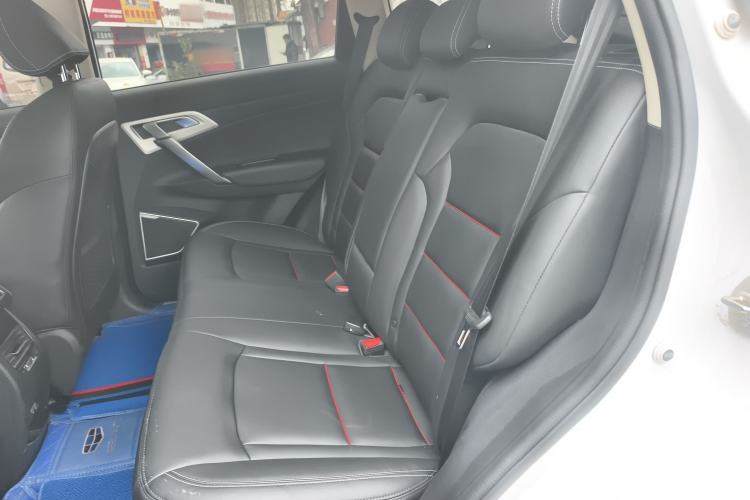 Used Geely Auto Emgrand X7 Sport 2020 1.8TD DCT Two-Wheel Drive Smart Connect 4G-Enabled Version Left Rear Seat
