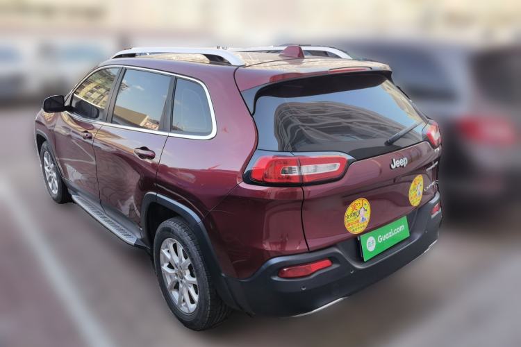 Used Jeep Cherokee 2017 2.0L Superior Edition