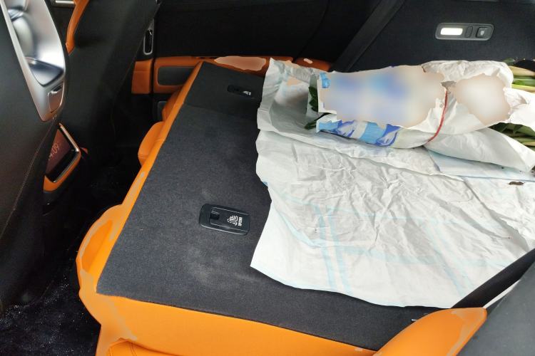 Used Xiaomi Auto YU7 2025 Ultra-Long Range High-Performance All-Wheel-Drive Max Edition