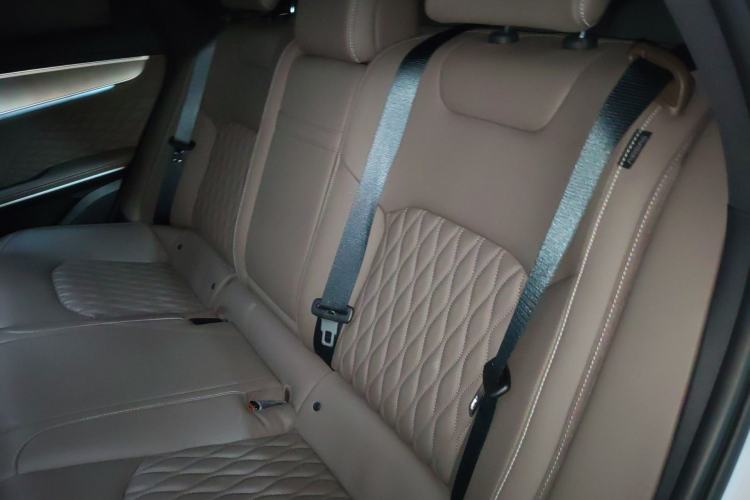 Used BYD Han 2023 EV Champion Edition 605KM Front-Drive Premium Model Left Rear Seat