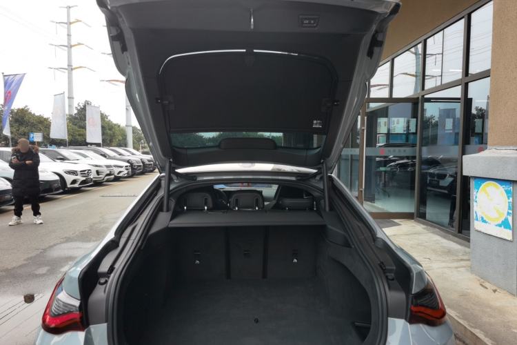 Used BMW i4 2022 M50
