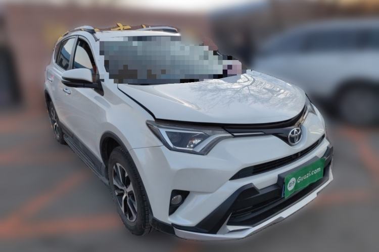 Used Toyota RAV4 2016 2.0L CVT Two-Wheel Drive Fashion Edition China V Standard