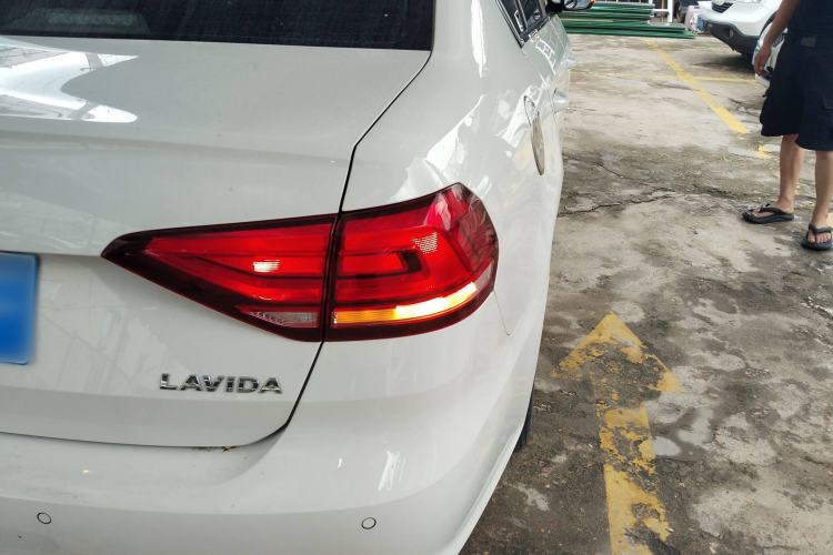Used Volkswagen Lavida 2019 Lavida Start 1.5L Automatic Trendy Version China VI Standard