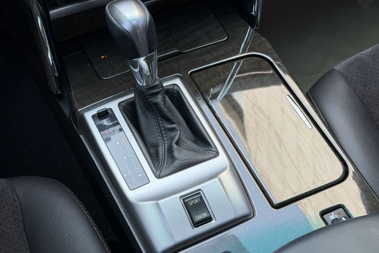 Used Toyota Reiz 2013 2.5V Shangrui Edition Gear Lever