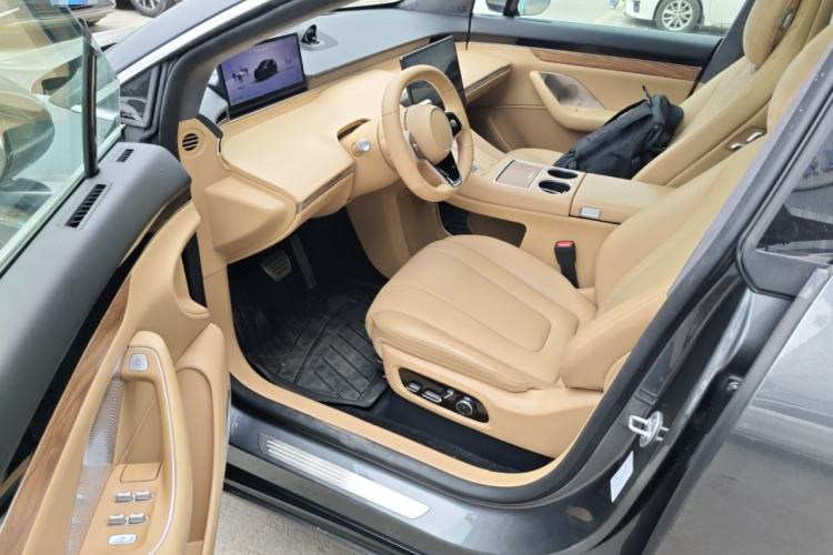 Used Hima Luxeed R7 2025 Extended-Range 331km Ultra Driver Seat