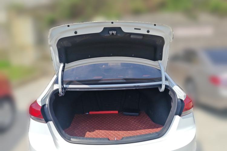 Used Hyundai Elantra (6th Generation / Lingdong) 2016 1.6L Automatic ZhiXuan – Elite Version Trunk