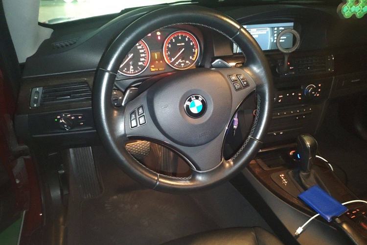 Used BMW 3 Series 2011 330i two-door coupe
