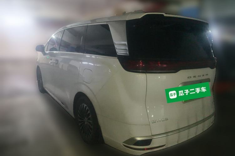 Used Denza D9 2024 DM-i 980 Four-Wheel Drive Prestige Model
