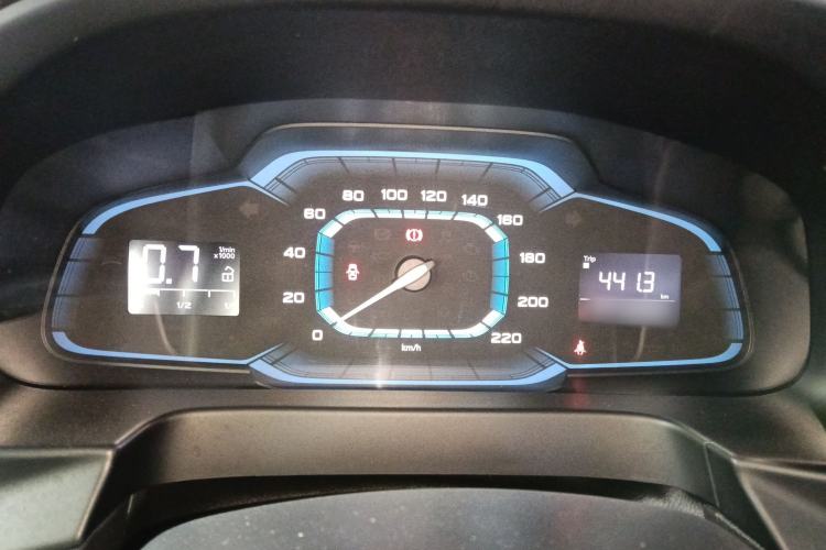 Used Roewe 360 2015 1.5L Automatic Luxury Edition
