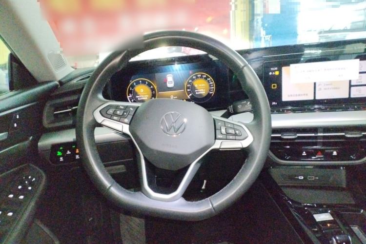 Used Volkswagen Lamando 2022 Lavida L 280TSI DSG Hot Edition Steering Wheel