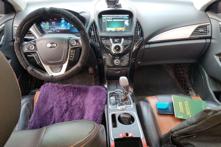 Used BYD Qin New Energy 2015 1.5T Dual-Crown Flagship Edition