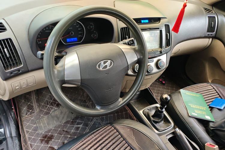 Used Hyundai Celesta 2011 1.6L Manual Comfort Edition Steering Wheel