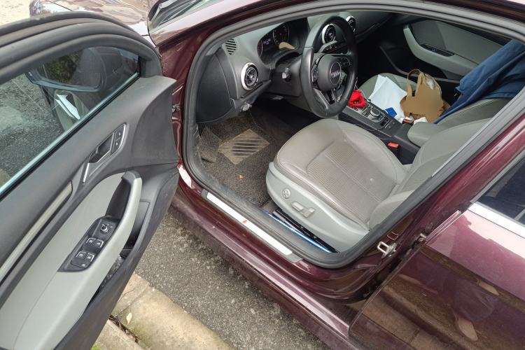 Used Audi A3 2019 Limousine 35 TFSI Fashion Edition China VI Emission Standard Driver Seat