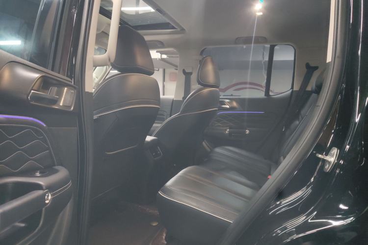 Used Tank 300 2021 Off-Road Edition 2.0T Conqueror Interior 6