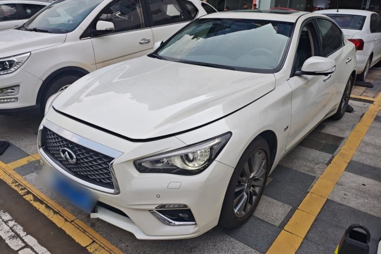 Used Infiniti Q50L 2018 2.0T Enjoyment Version China VI Standard