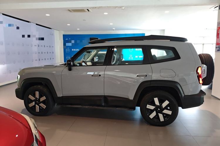 Used Deepal G318 2024 Four-Wheel-Drive Air Suspension Model
