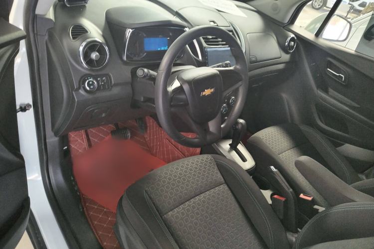 Used Chevrolet Trax 2016 1.4T Automatic Two-Wheel Drive Comfort Version with Sunroof