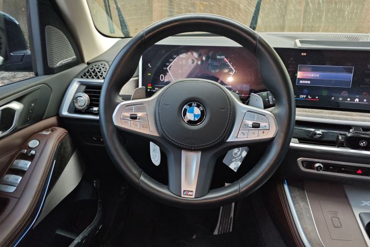 Used BMW X5 2023 xDrive 30Li Luxury M Sport Night Edition Package
