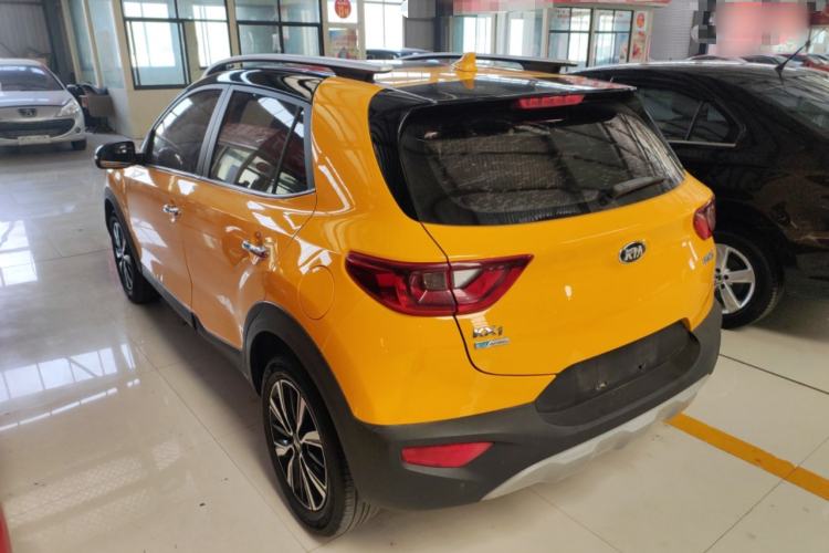 Used Kia kx1 Stonic 2019 1.4L Automatic Sport Edition China VI Exterior 2