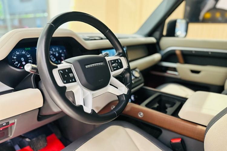 Used Land Rover Defender 2021 90 P400 X-DYNAMIC S
