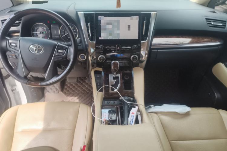Used Toyota Alphard 2020 Dual-Engine 2.5L Luxury Edition
