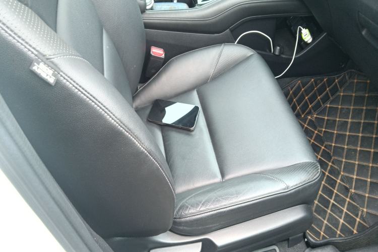 Used Honda Vezel 2015 1.8L CVT Four-Wheel Drive Flagship Model Right Front Seat